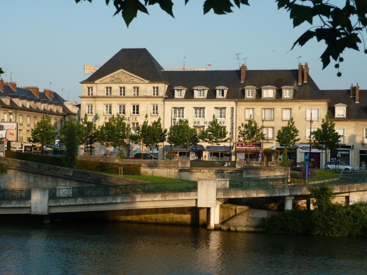 Cit'Hotel De Harlay Compiègne Exterior foto